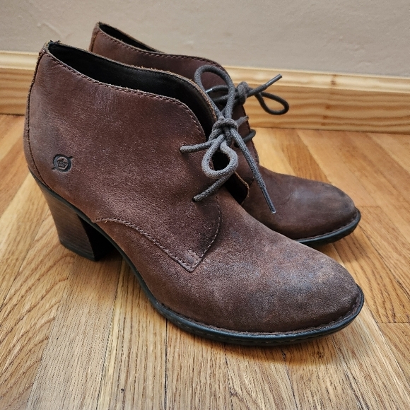 Women's Brown Ankle Boots - Picture 1 of 5